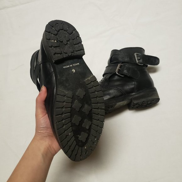 Dena & Ozzy Black Leather Booties - Picture 3 of 4